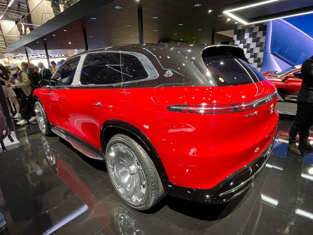 EQS SUV Concept Mercedes Maybach